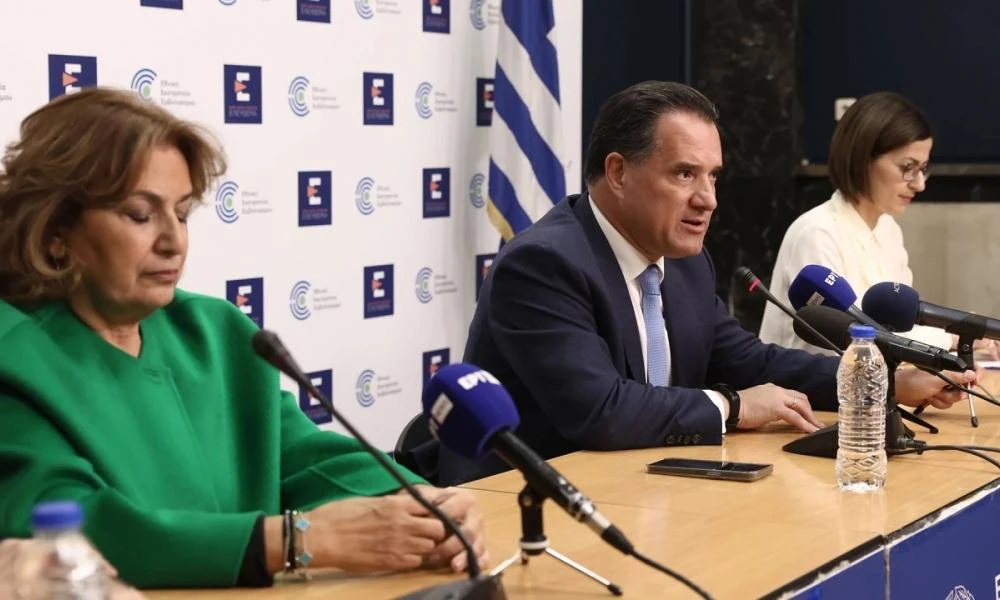 Κορονοϊός: Διαγράφονται τα πρόστιμα σε ανεμβολίαστους ηλικιωμένους